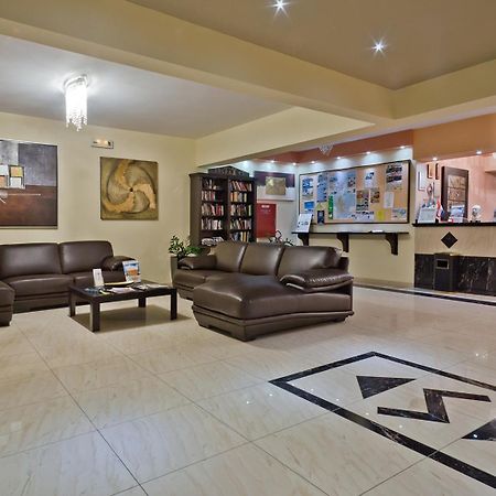 קרפאטוס Socrates Hotel Apartments מראה חיצוני תמונה