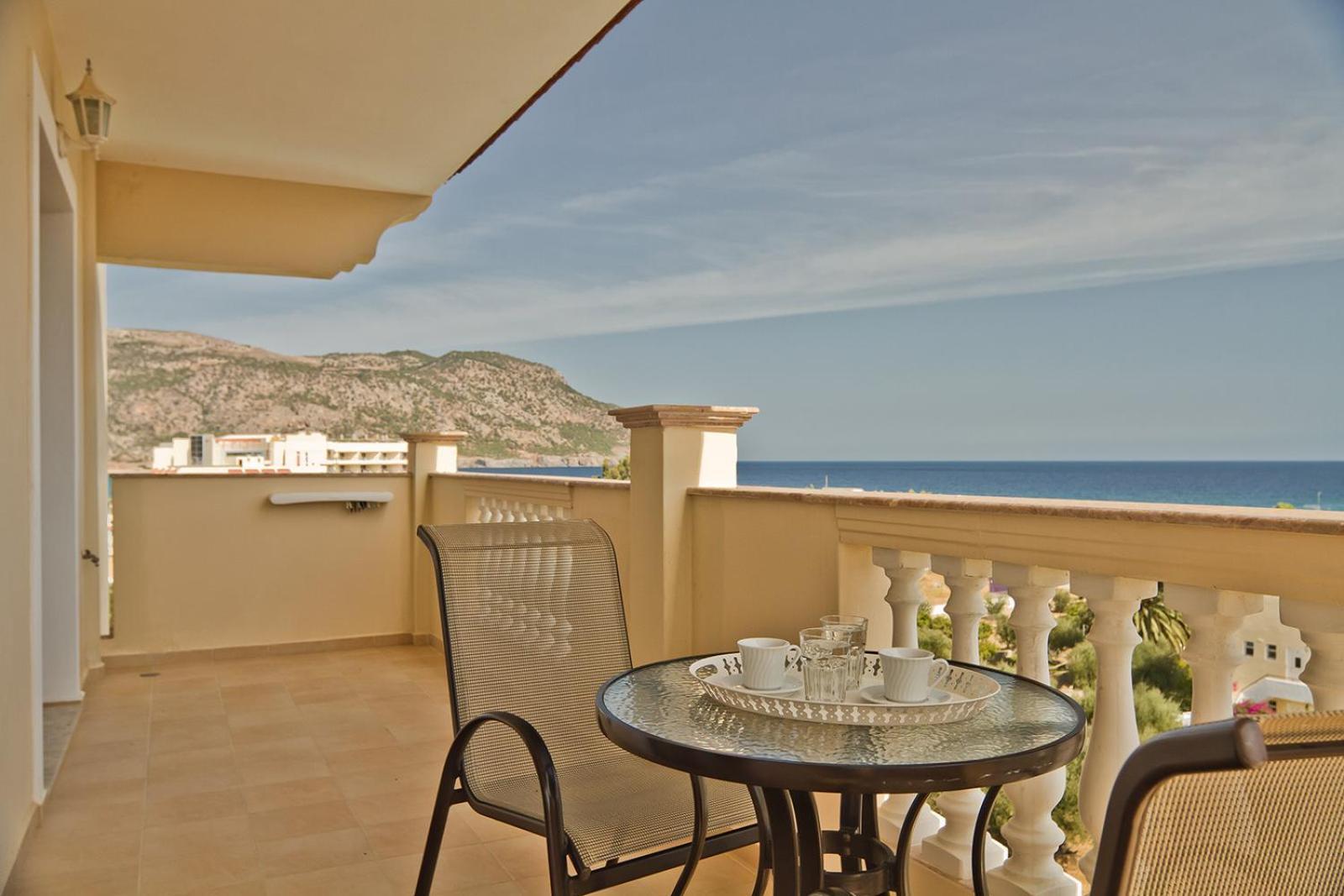 קרפאטוס Socrates Hotel Apartments מראה חיצוני תמונה